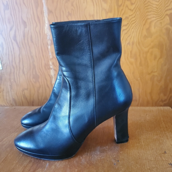 STUART WEITZMAN Rosalind 90 Leather Booties - Picture 6 of 16
